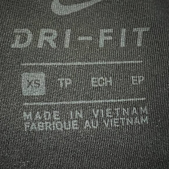 Nike Pro Black Cropped Yoga Pants - Picture 3 of 6